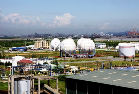 Installation of electrical systems Caltex lubricants plant Dinh Vu - Hai Phong