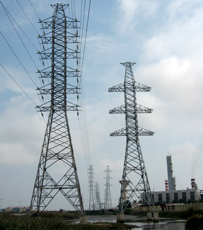 Lắp đặt đường dây cao thế 110 kV Cát Bi - Hạ đoạn thép Đình Vũ - Hải Phòng